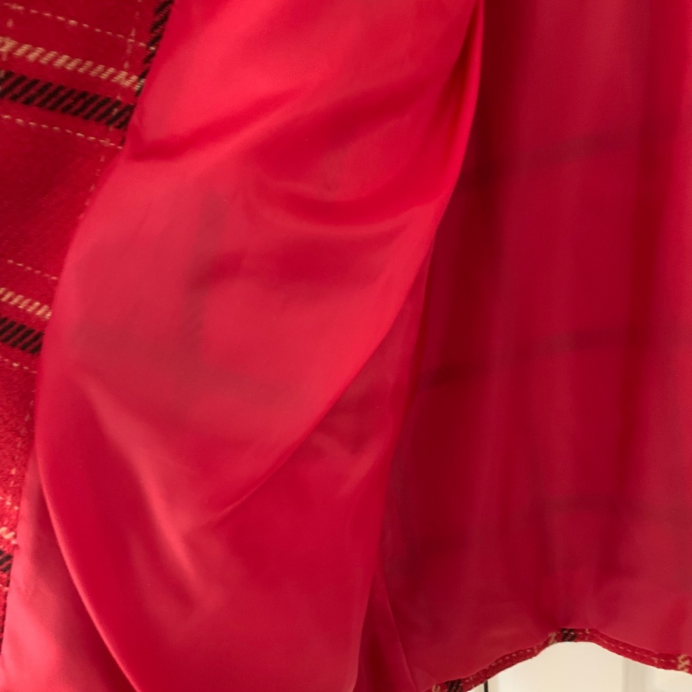 Blazer - Picture 6 of 6